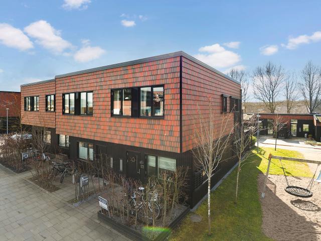 Kongelysvej 53, Nærheden