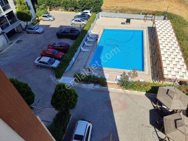 Konsept İstanbul Evleri Emlaklarda Kiracılı Ara Kat 1+1 Daire