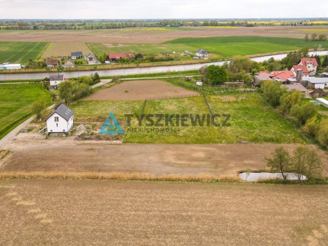 Kobyla Kępa, 1 237 m2