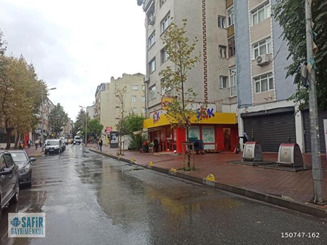 KOCA MUSTAFA PAŞA CD 1+1 NET 65M2 + 30M2 BAHÇELİ KREDİYE UYGUN.