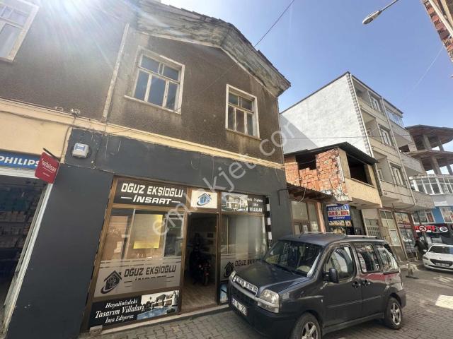 Kocaali Merkezde Satılık Dükkan