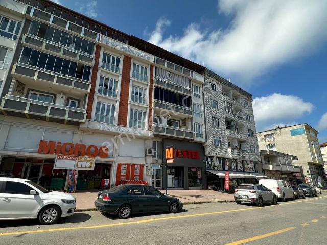 Kocaali Çarşı Merkezde 3+1 Eşyalı Kiralık Daire