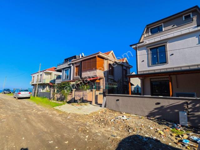 Kocaali’de Satılık 3+1 Sıfır Villa Deniz Manzaralı