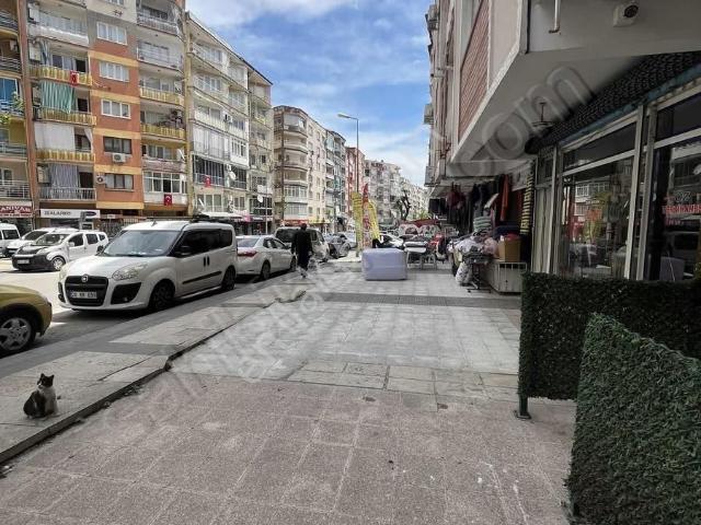 Kocabıyık Gayrimenkul'den Mimarsinan Cadde Üzeri Satılık İşyeri
