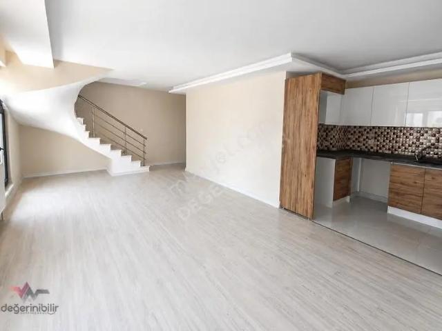 Kocaeli Şehir Hastanesi Karşısında Çatı Dubleks Kiralık Daire