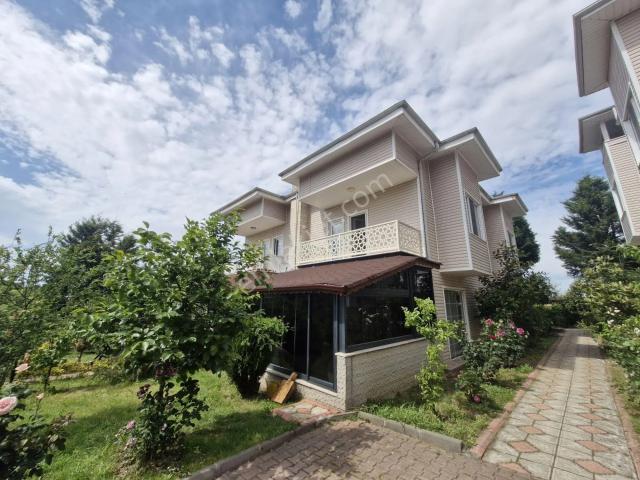 Kocaeli Kartepe Arslanbey Mahallesi Satılık Villa