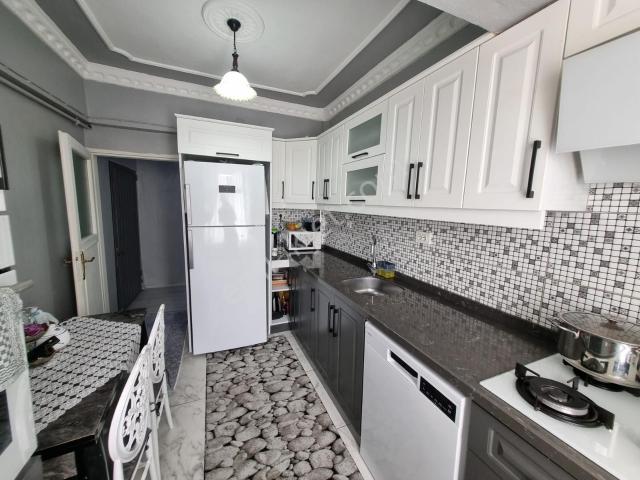 Kocaeli Kartepe Köseköy Mah Satılık 3+1 İçi Yapılı Ara Kat Daire