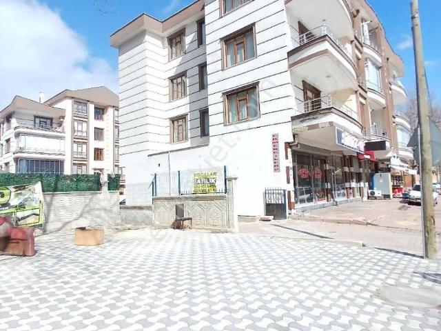 Kocalardan Kto Adliye Şehir Hastanesi Yakını Masrafsı Geniş 3+1