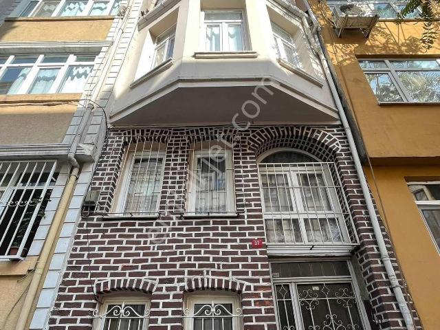 Kocamustafapaşa Müstakil Tarihi Eser Cumbalı Bina 56m2 4 Kat