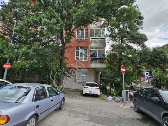 Kocatepe Kızılay Yakını Ara Kat 2+1 Kiralık Daire