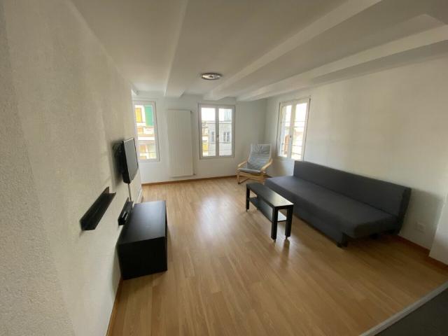Koffer auspacken und ankommen möblierte Wohnung