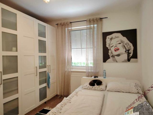 Koffer packen und einziehen Sonnige 3 Zimmer Wohnung mit 5m² Balkon und KFZ Stellplatz wartet auf nette Familie!