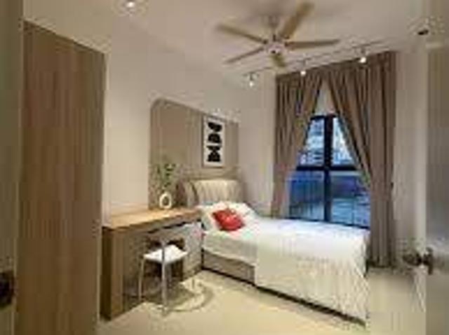 KOI Kinrara Small Room