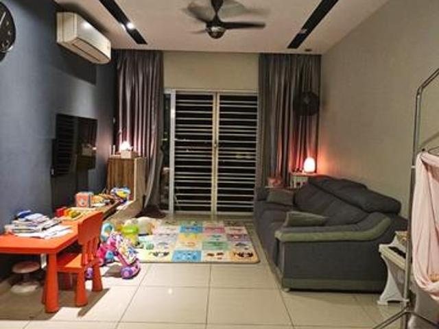 KOI Prima Puchong Condo Pool View Renovated Well Maintained