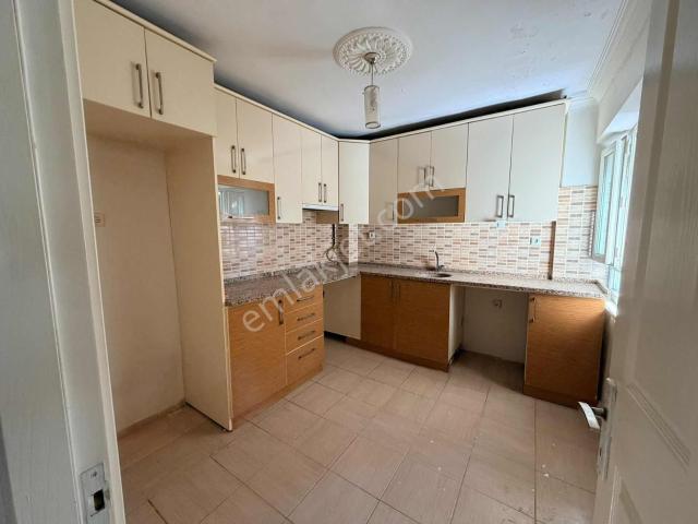 Köktan Gayrimenkulden 3+1 Kiralık Daire Fırsatı