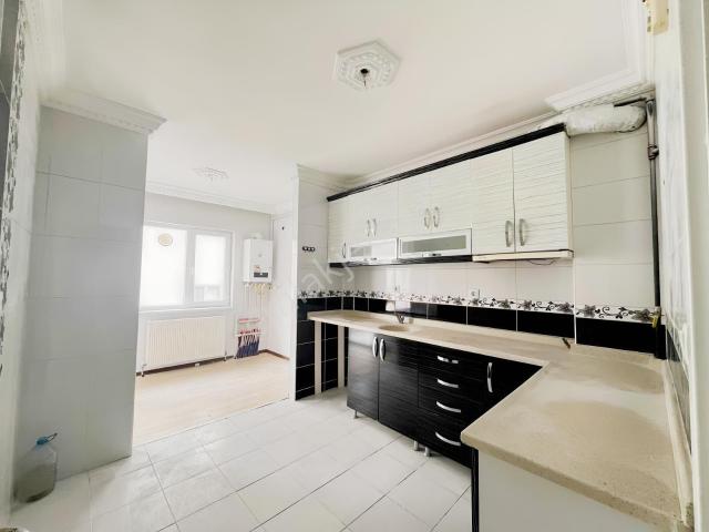 Kök Tapu Krediye Uygun 3+1 120 M2 Geniş Ferah Asansörlü Daire.