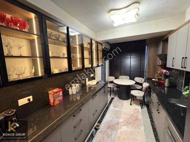 Kökce'den 3+1 Lüks Ebeveyn Banyolu Site İçerisinde Satılık Daire