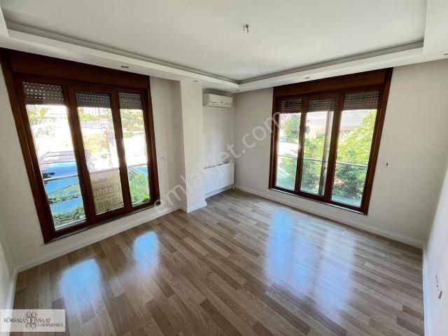 Köksalan'dan Çınar'da Minibüse Yakın Ayrı Mutfaklı Ön Cephe 2+1