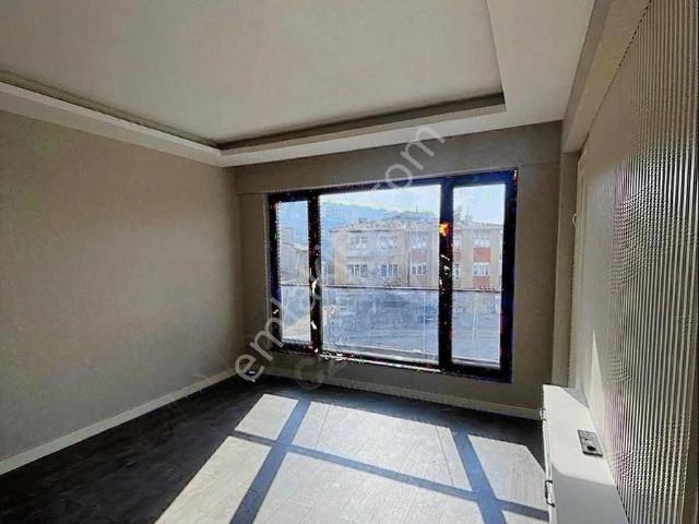 Kolej Ve Kurtuluş Yakını Site İçerisinde 4+1 Satılık 0 Daire