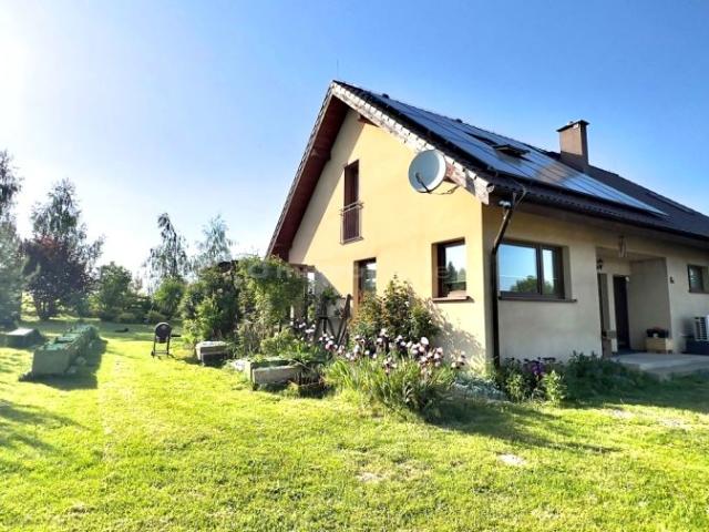 Kolejowa 128,04 m², Stróża