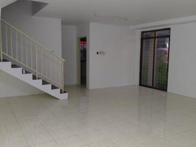 Kolombong Corner House for Sale