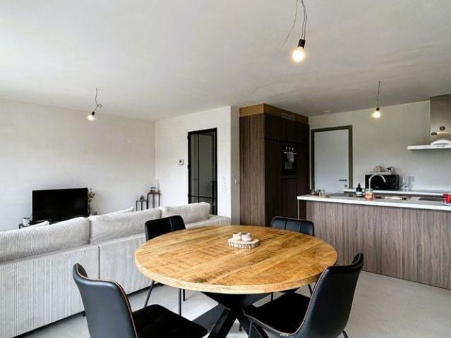 Koppelwoning te huur in Ieper voor € 900 met 3 slaapkamers