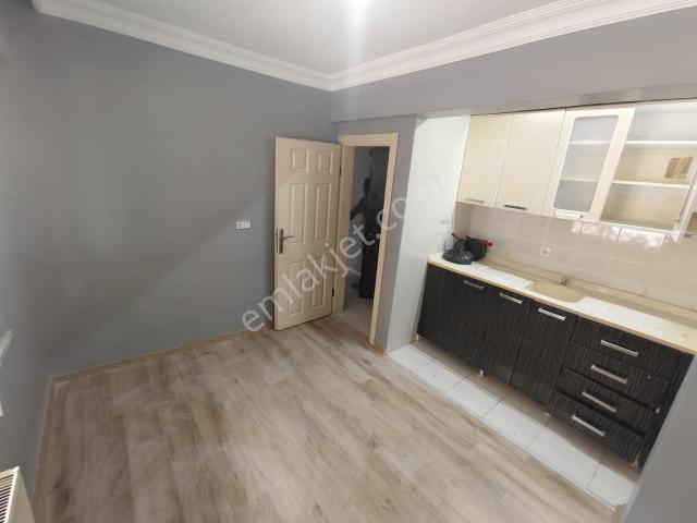 Köprü Emlaktan Gazi Mah. 2+1 Net 70 M2 Giriş Kat Kiralık Daire
