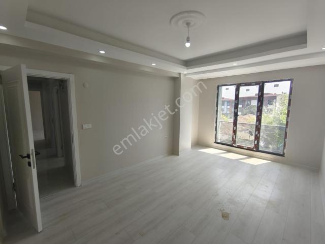 Köprü Emlaktan Gazi Mh. 2+1 Net 85m2 Üç Cephe Açık Satılık Daire