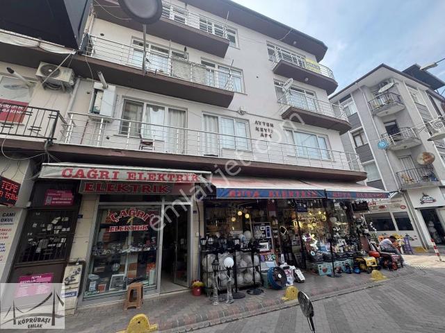 Köprübaşı Emlak'tan Çarşı Merkezinde Kiralık Daire