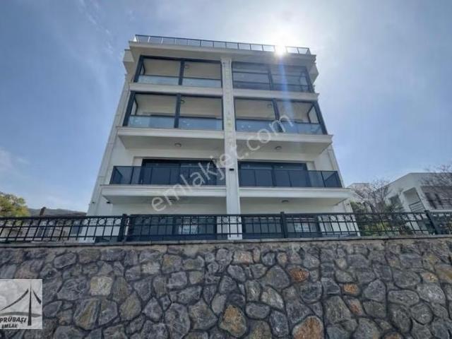 Köprübaşı Emlak'tan Satılık Lüks 4+1 Çatı Dubleks Daire