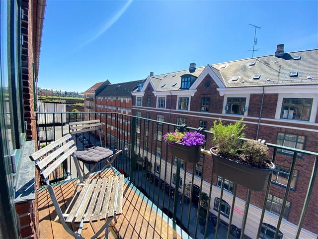 Korttidsleje – Møbleret 4V på hyggelige Nørrebro til leje i 5 mdr København N, København
