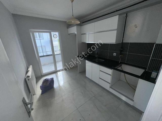 Korucukta Site İçi Havuzlu 2+1 Ara Kat Kiralık Daire