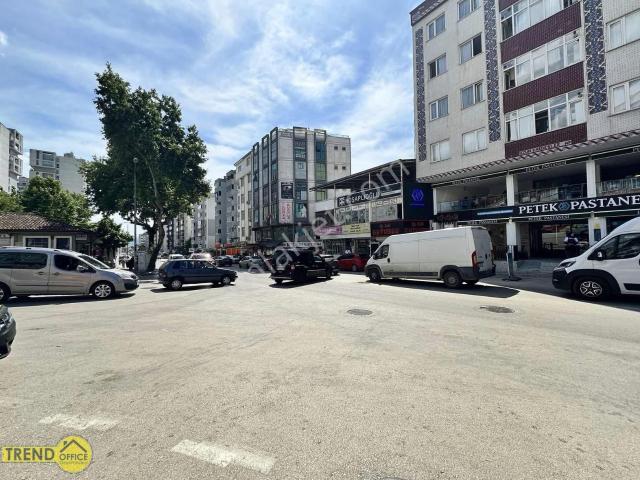 Korupark Üzeri Adnan Menderes Caddesinde Kiralık Eşyalı Ofis