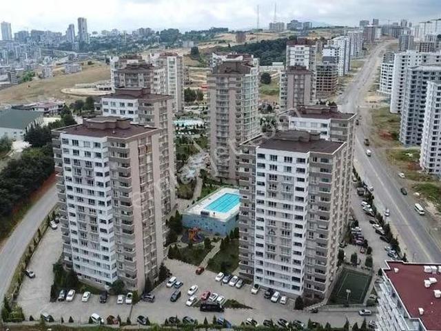 Korupark Sitesinde 8. Kat 3+1 Satılık Daire