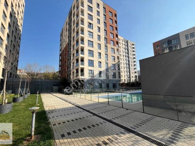 Kordon İstanbul Oturuma Hazır Eşyasız Kiralık 1+1/vadi