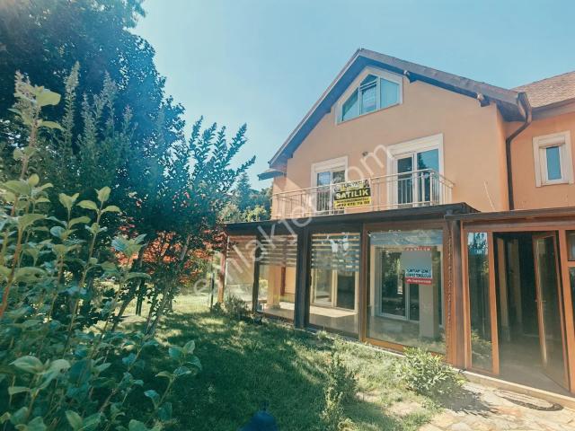 Körfez Atakent Sitesinde A Tipi Satılık Villa