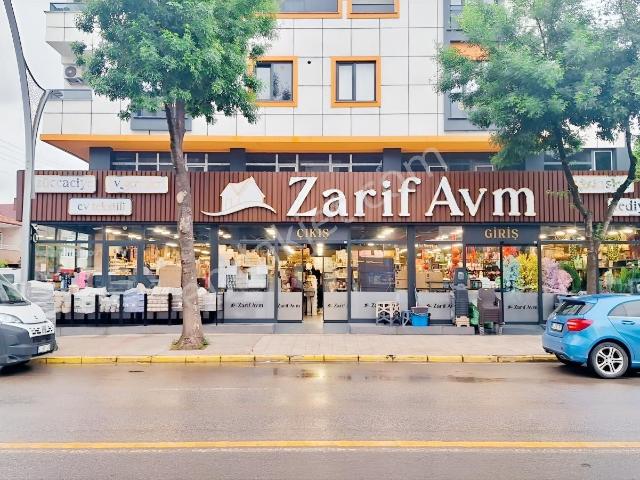 Körfez De Cadde Üzeri Yüksek Cirolu Devren Satılık Avm