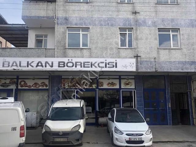Körfez Değerli Bölgede Satılık Dükkan