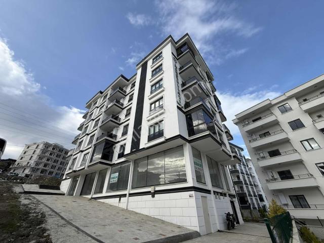 Körfezde Tramvaya Yakın Eşyasız 1+1 Daire