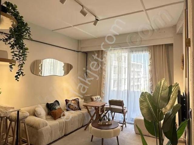 Körfezde Lüx Eşyalı 1+1 Daire