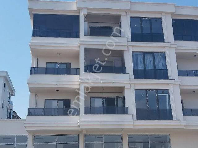 Körfezde Sıfır Eşyalı 1+1, Yeni Bina 1.kat, Tramvaya 5 Dk, 50 M2 Net, Balkonlu, Deniz Manzaralı