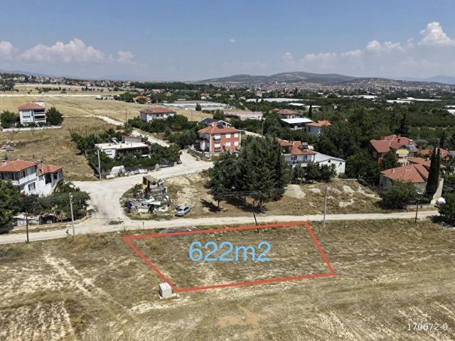 Korkuteli Kargalıkta 622m2 köşe imarlı arsa