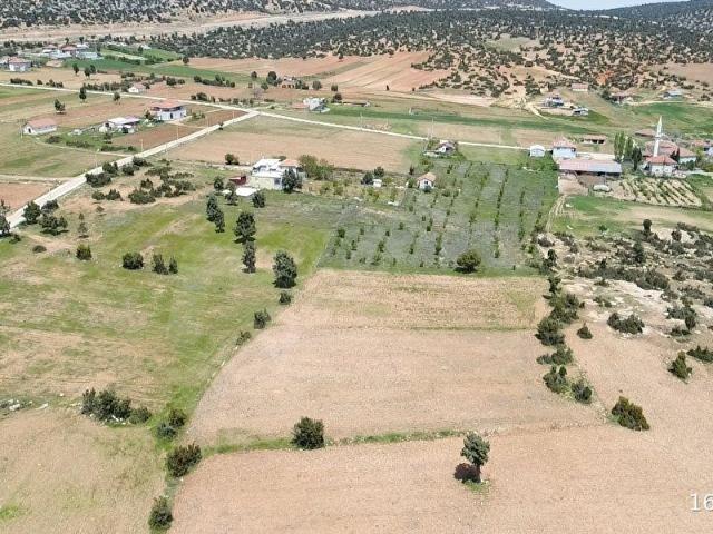 KORKUTELİ SIMANDIR SUSUZUNDA 2.394 M2 SATILIK ARAZİ