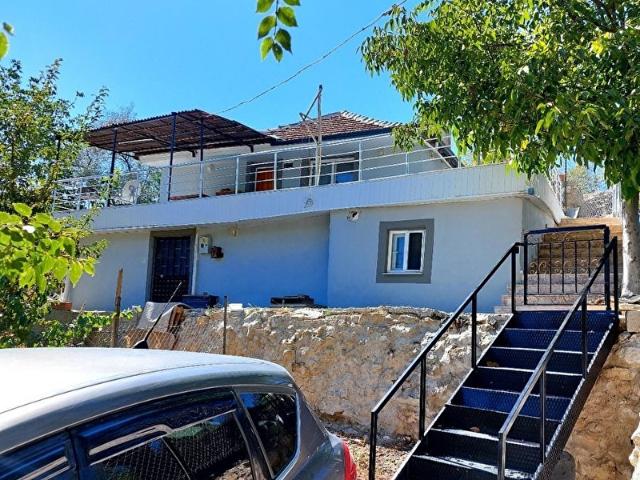 KORKUTELİ YELTENDE HAVADAR BÖLGEDE SATILIK MÜSTAKİL EV VE ARSASI