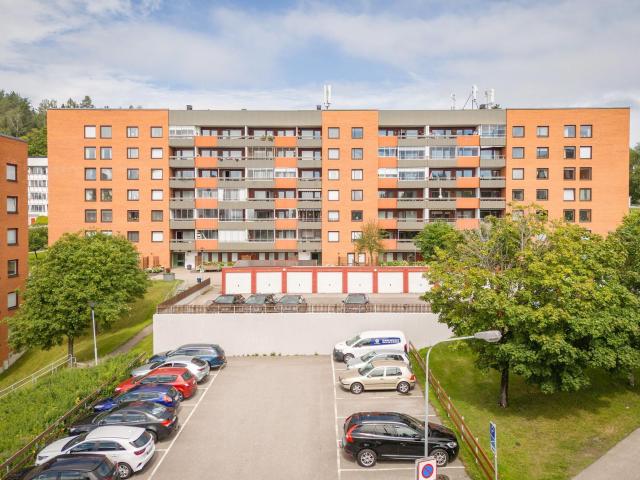 Korstavägen 13