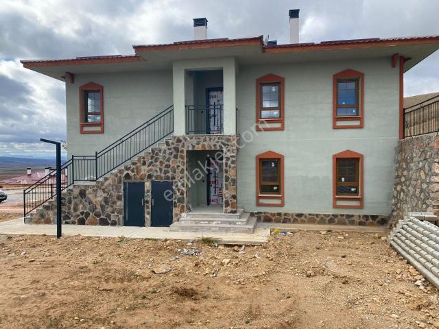 Köse Salyazı Satılık Daire 2+1 Sıfır Gümüşhane Havalimanı Yanıbaşı Yatırımlık