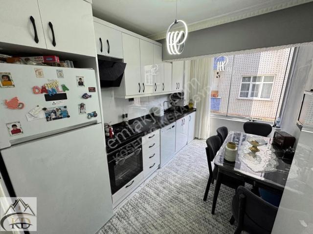 Kösedağ İnş. Tramvayın Dibinde Satılık 2+1 90m2 1.kat