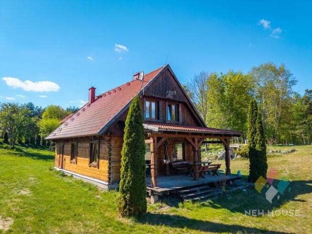 Kosewo, dom z bala na dużej działce o pow. 9600 m2