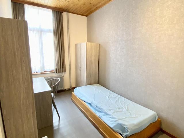 Kot 12 m² Rue Jules Besme à Bruxelles