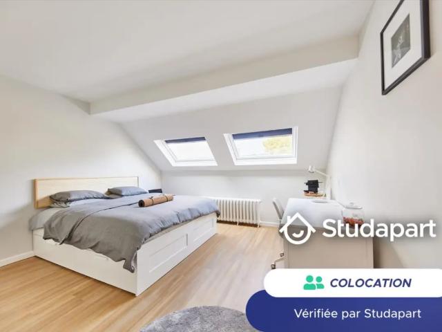 Kot à louer à 87 Rue Washington Ixelles